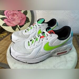 Nike Air Max Excee – White / Volt / Black / Laser Crimson
US Women’s Size 9